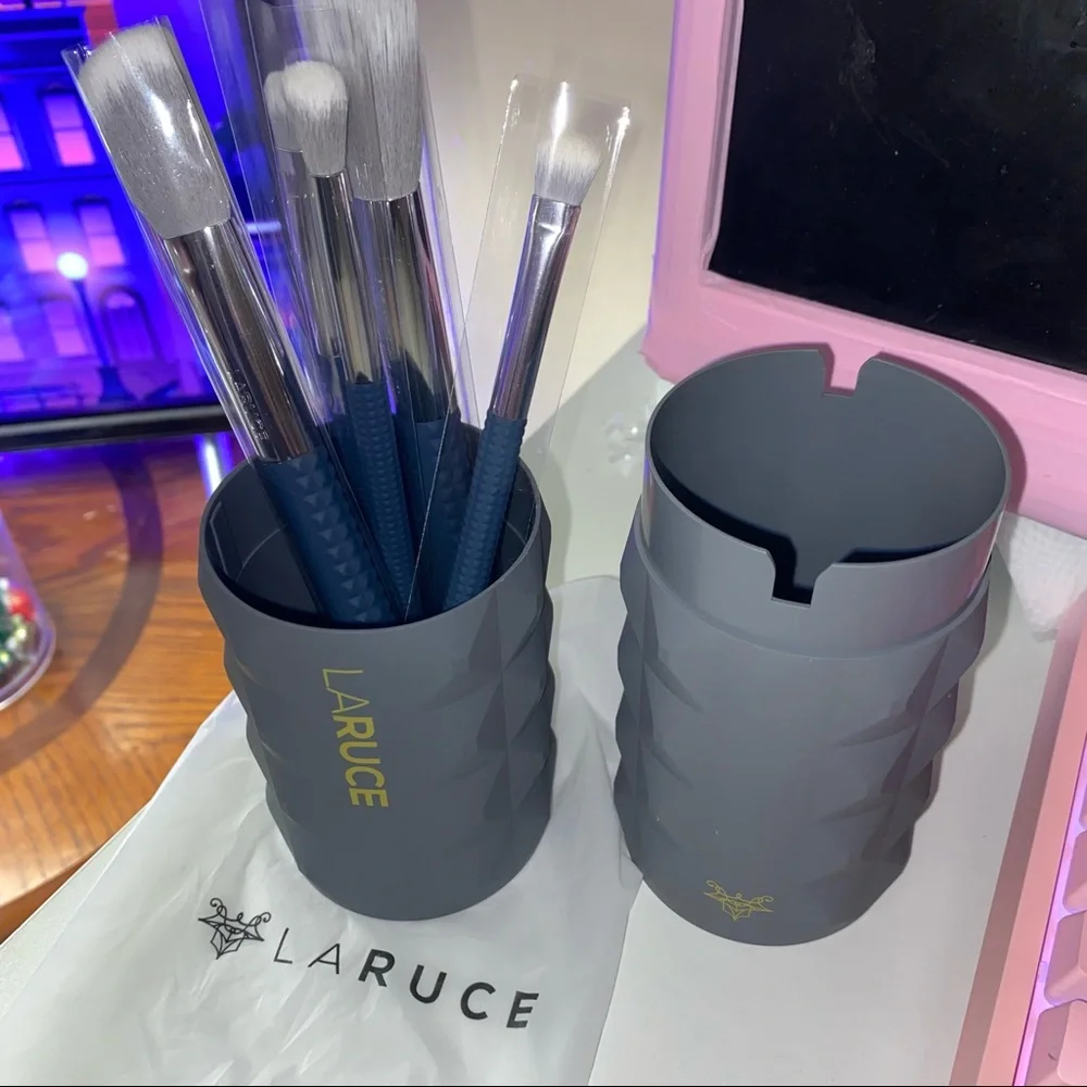 New LaRuce Beauty Christine Brush set